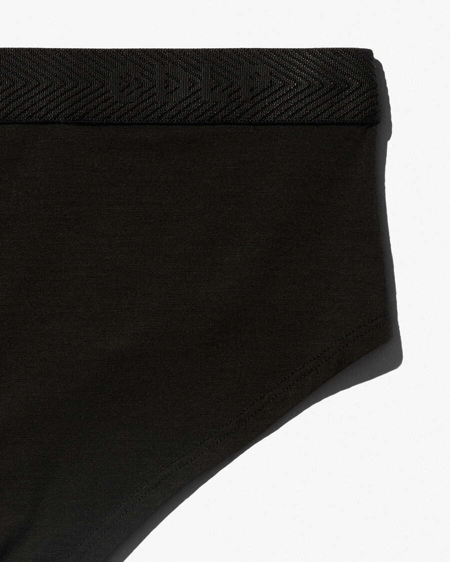 pull hipster en laine mérinos pour femme noir achetez maintenant — cdlp