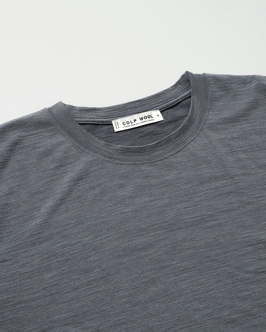 t-shirt homme en laine mérinos mélangée gris chiné achetez maintenant — cdlp