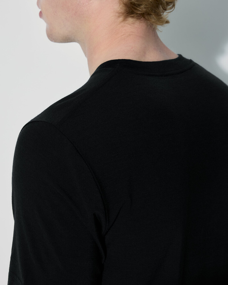 t-shirt homme en laine mérinos mélangée noire achetez maintenant — cdlp