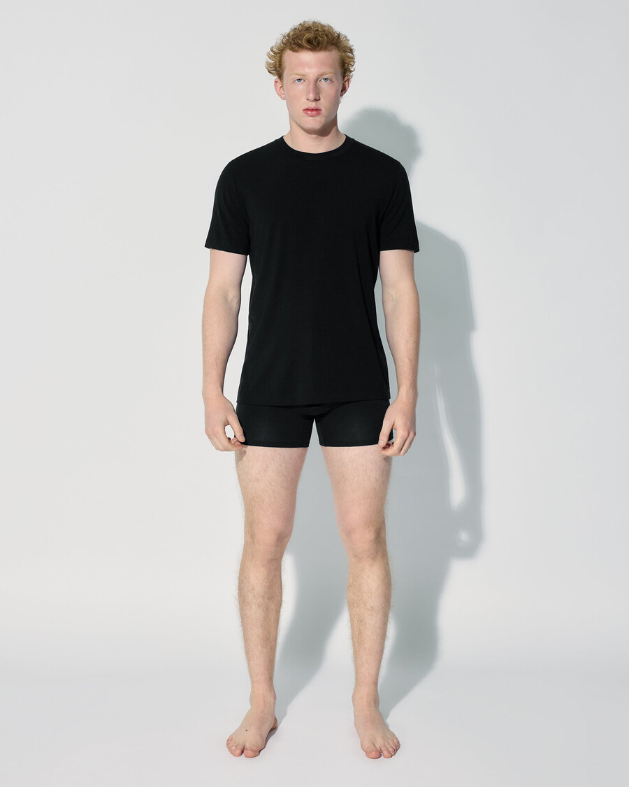 t-shirt homme en laine mérinos mélangée noire achetez maintenant — cdlp