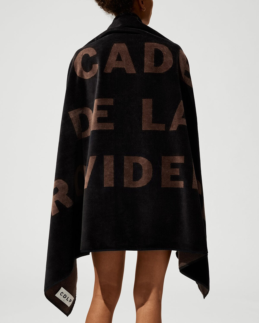 serviette noire et marron achetez maintenant — cdlp