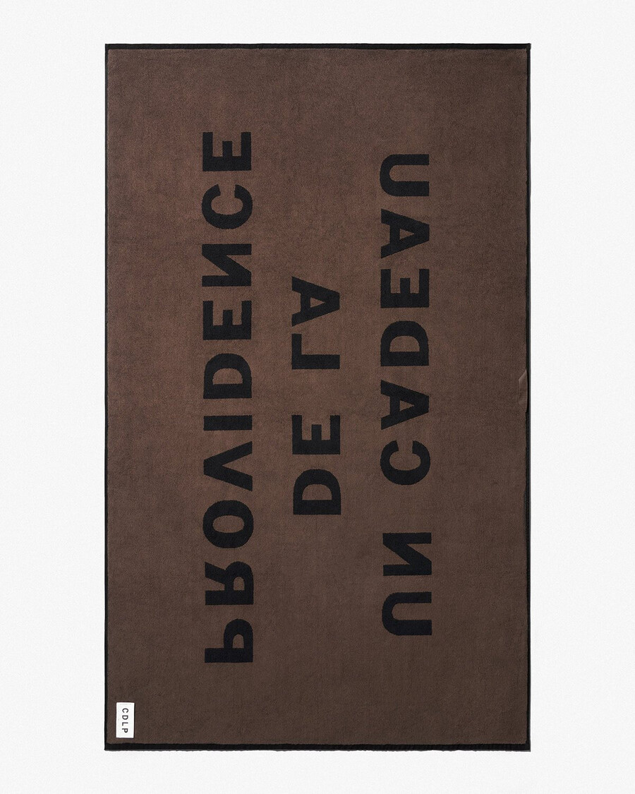 serviette noire et marron achetez maintenant — cdlp